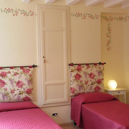 Mimi Apartment Lucca Bilik gambar
