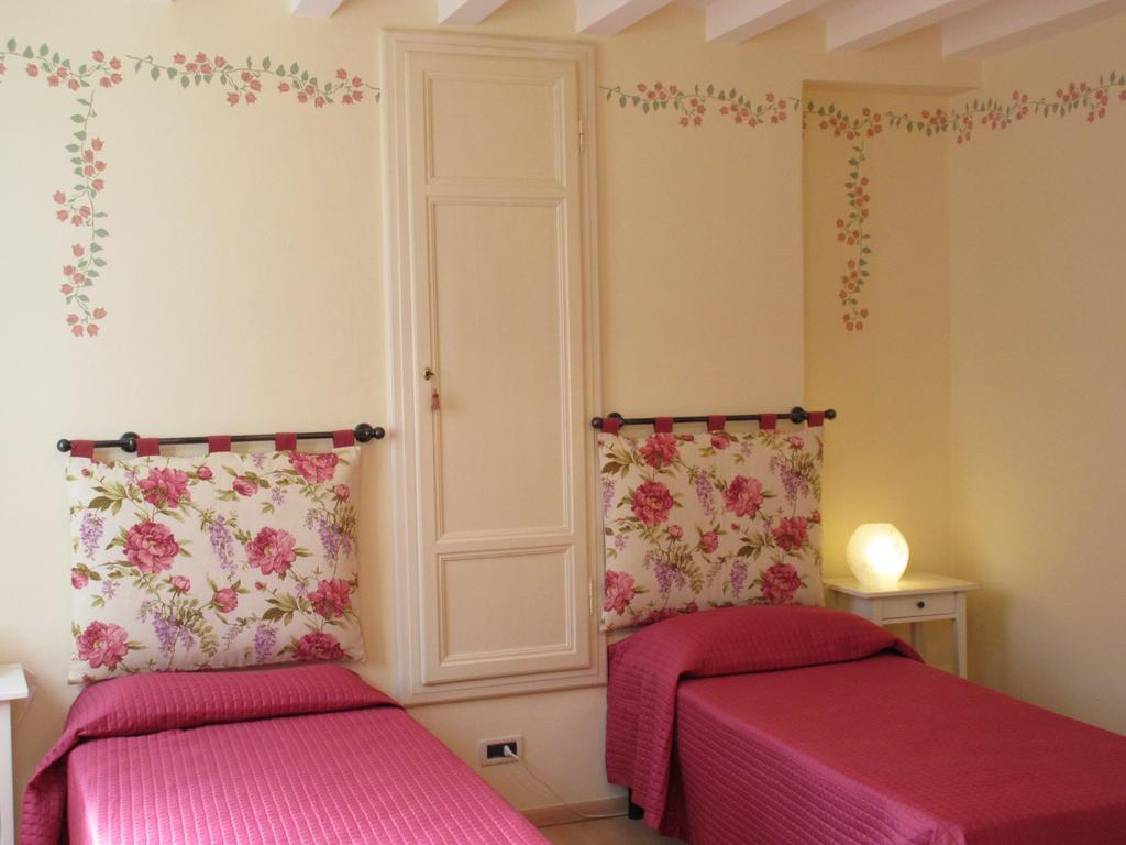 Mimi Apartment Lucca Bilik gambar