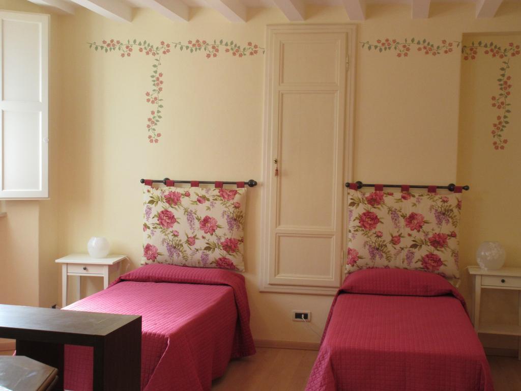 Mimi Apartment Lucca Bilik gambar