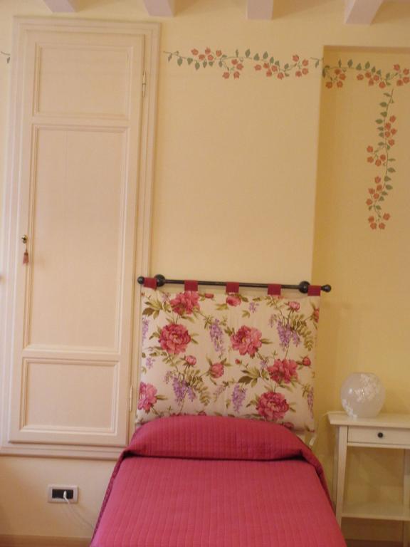 Mimi Apartment Lucca Bilik gambar