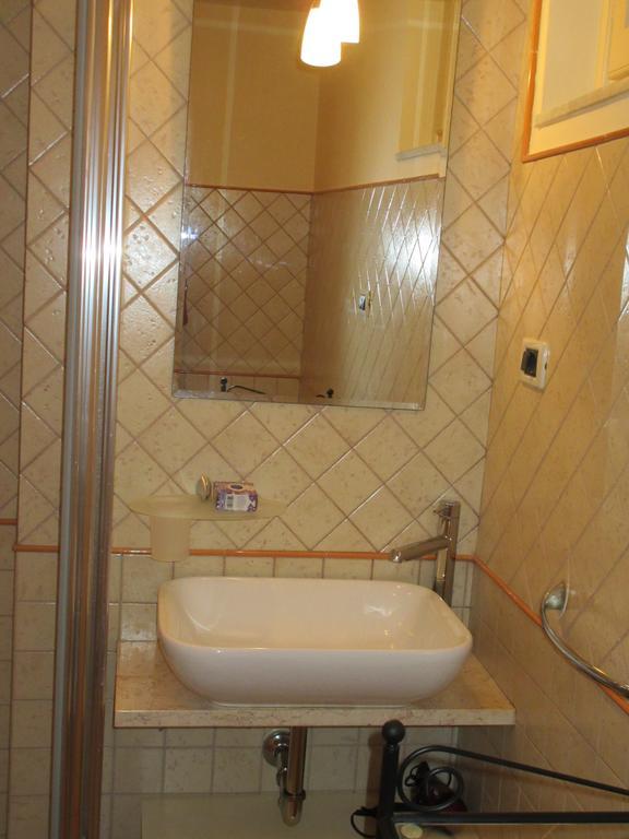 Mimi Apartment Lucca Bilik gambar