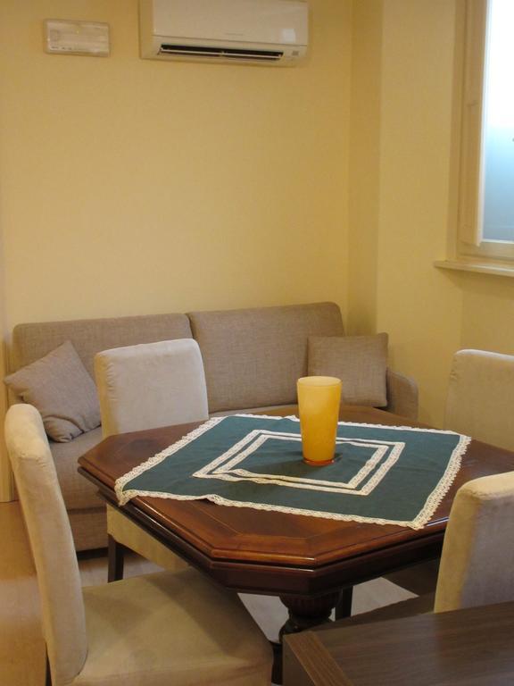 Mimi Apartment Lucca Bilik gambar